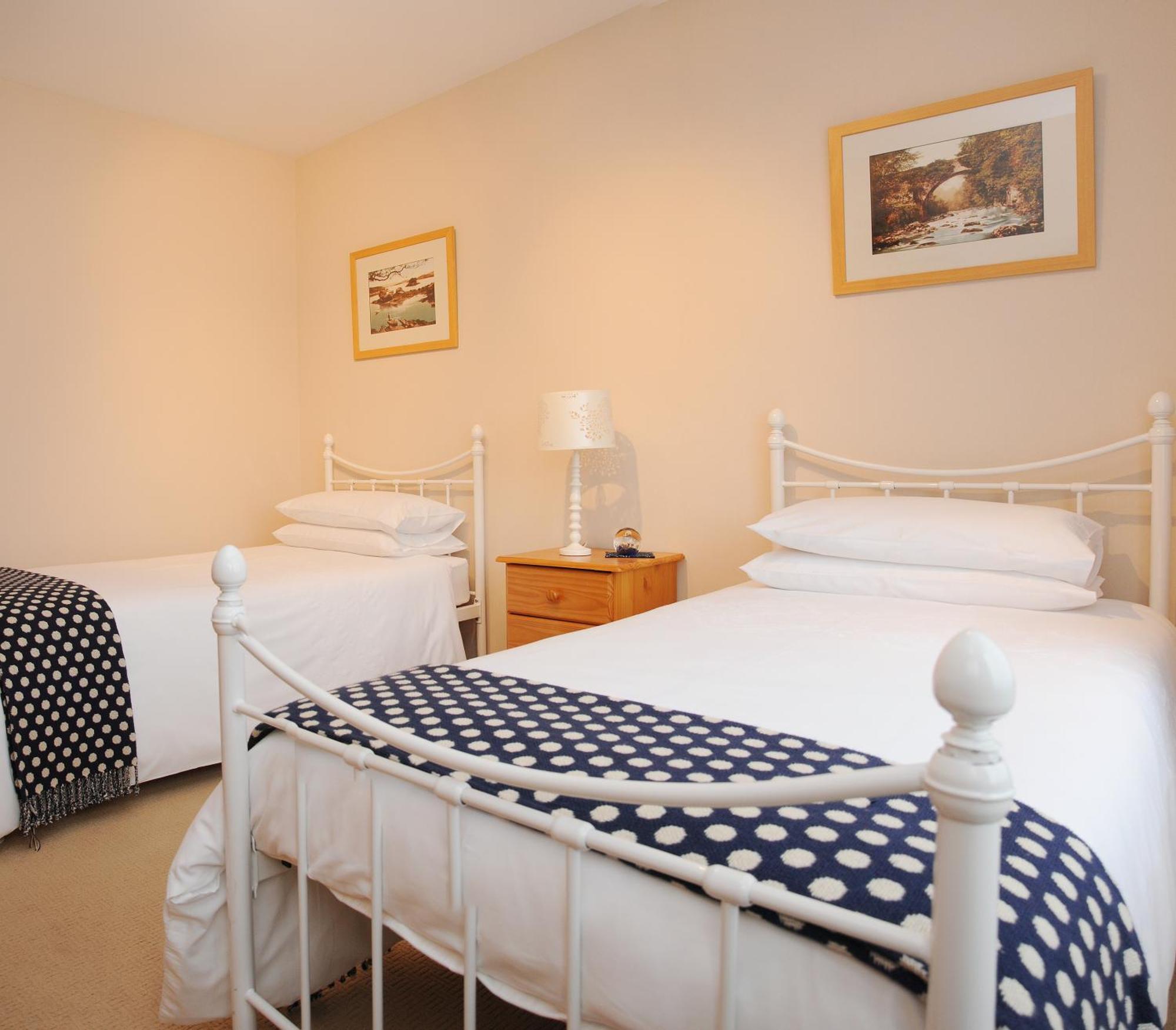 Cottesmore Bed And Breakfast Бушмилс Екстериор снимка